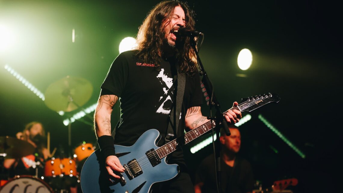 Foo Fighters, The Cure et Queens Of The Stone Age à la tête de la programmation du Riot Fest 2023