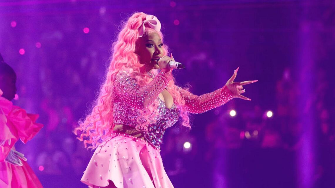 Nicki Minaj revient à Trinidad pour la vidéo « Red Ruby Da Sleeze » sur le thème de l’île