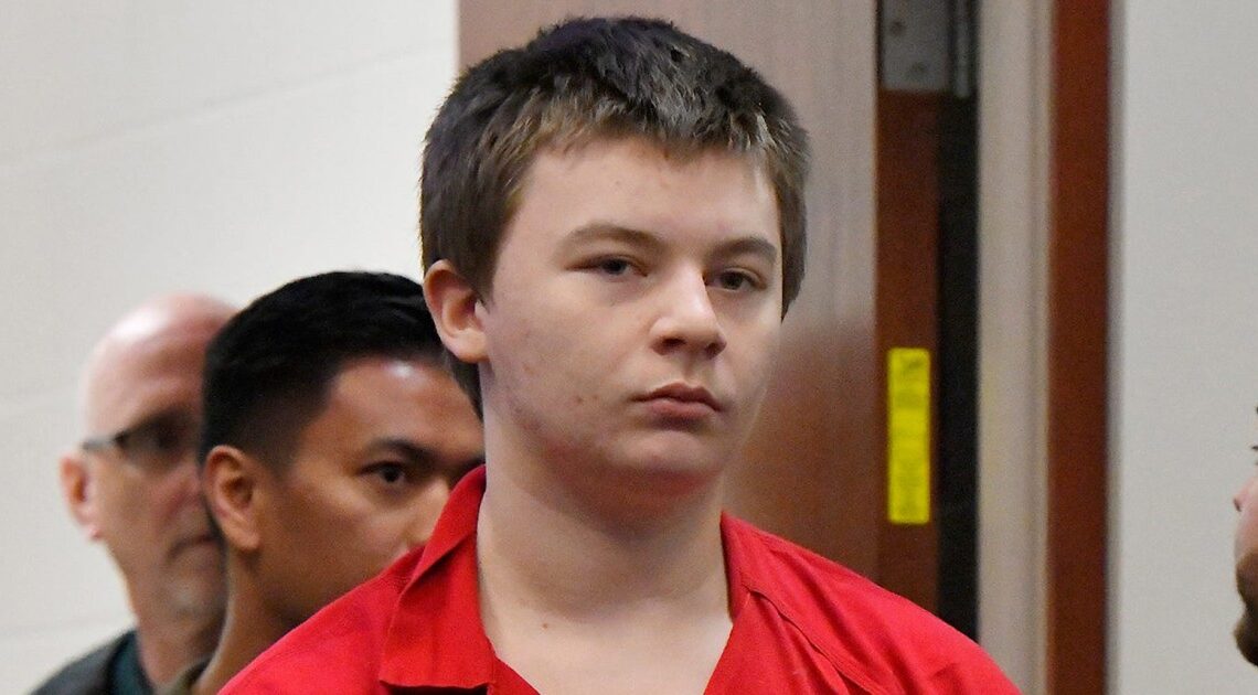 Une mère de Floride dont le fils adolescent a poignardé la pom-pom girl 114 fois condamnée pour falsification de preuves après avoir lavé le sang de son jean