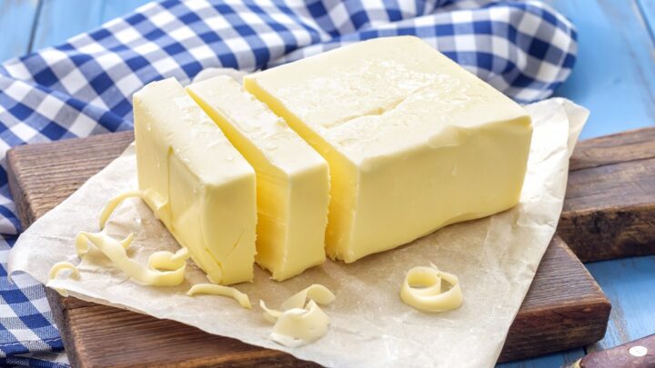Est-il prudent de laisser du beurre sur le comptoir ?