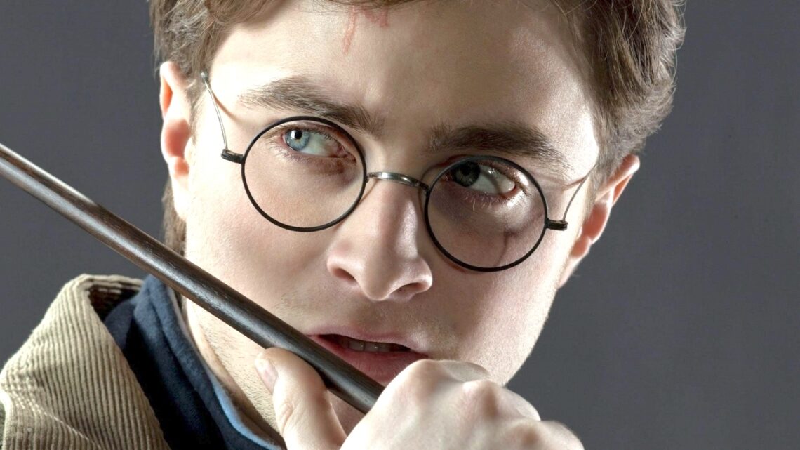 Daniel Radcliffe (Harry Potter) emmène son bébé à la manifestation